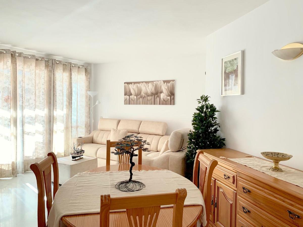 Apartamento Sun Beach เบนัลมาเดนา ภายนอก รูปภาพ