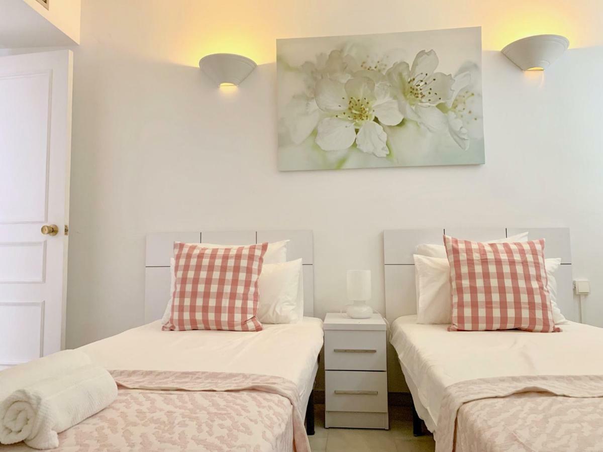 Apartamento Sun Beach เบนัลมาเดนา ภายนอก รูปภาพ