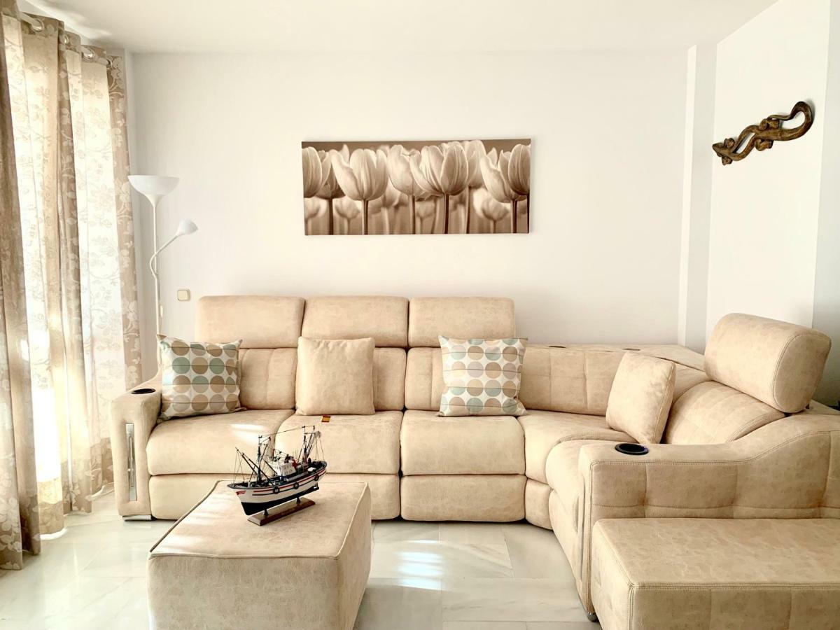 Apartamento Sun Beach เบนัลมาเดนา ภายนอก รูปภาพ